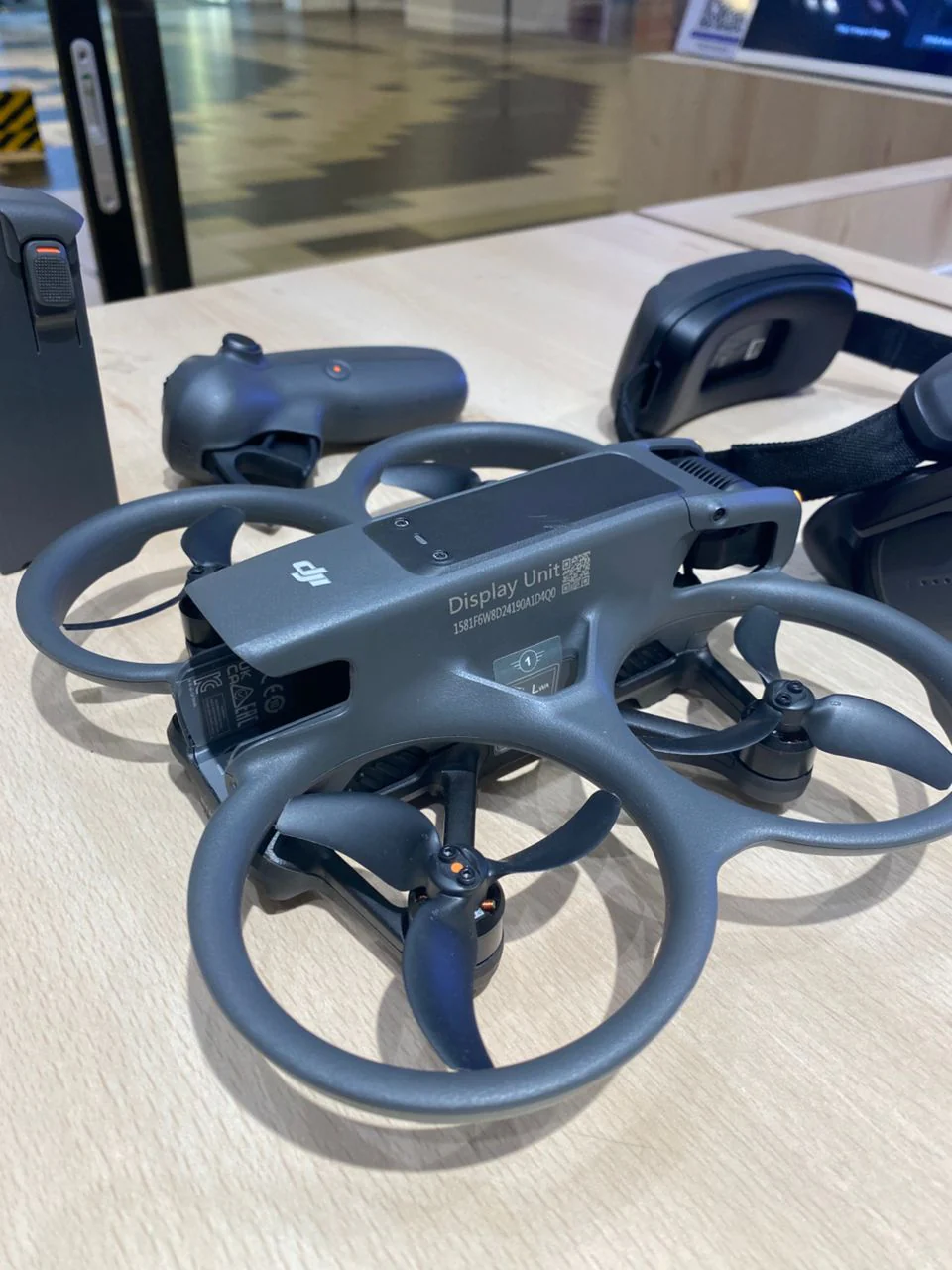 DJI Avata 2 - Fly More Combo (DISPLAY UNIT) - Image 4