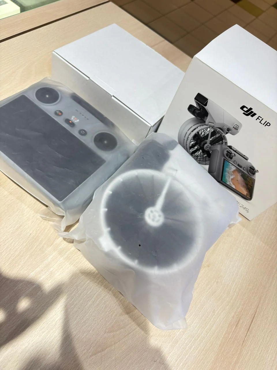 DJI FLIP (DJI RC 2) - Image 2