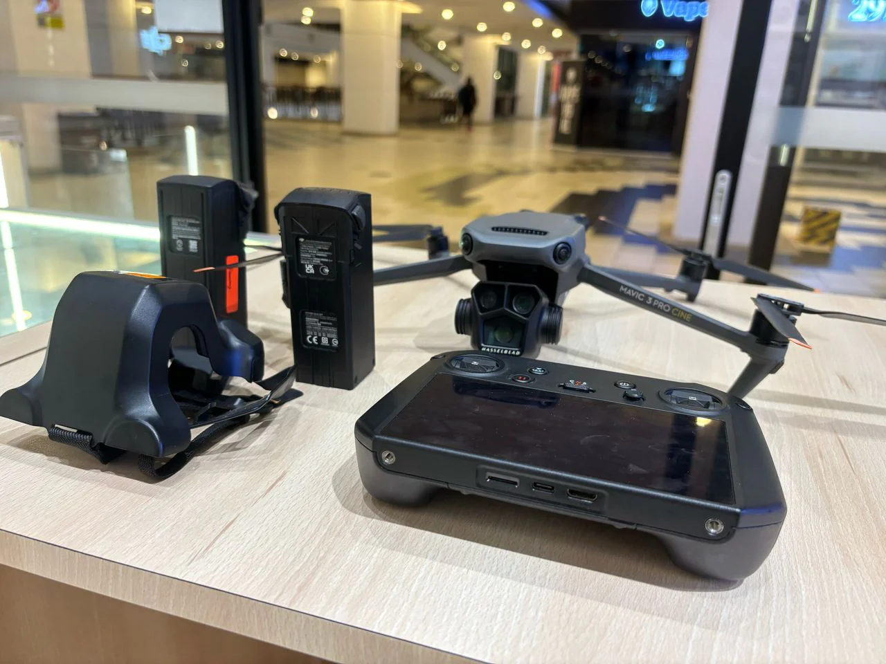 DJI MAVIC 3 PRO CINE (DJI RC PRO) - Image 4
