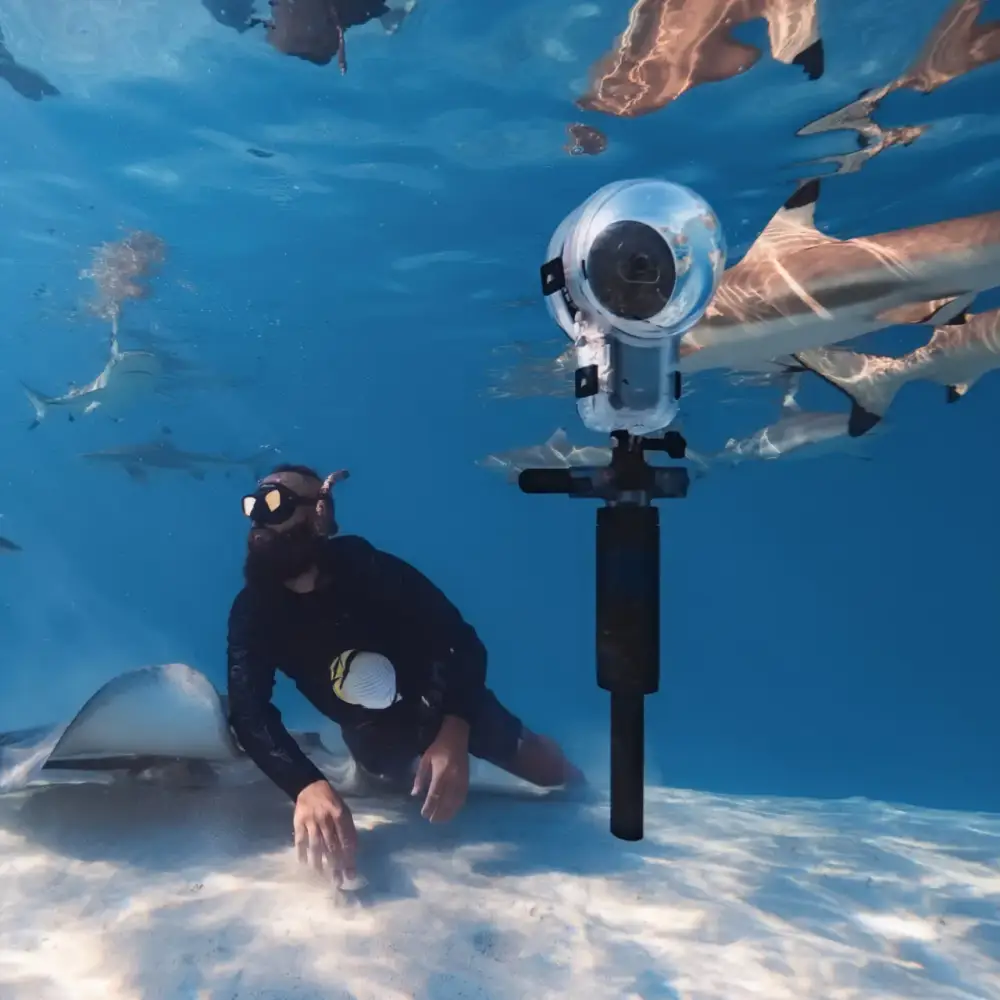 Insta360 Dive Buddy - Image 3