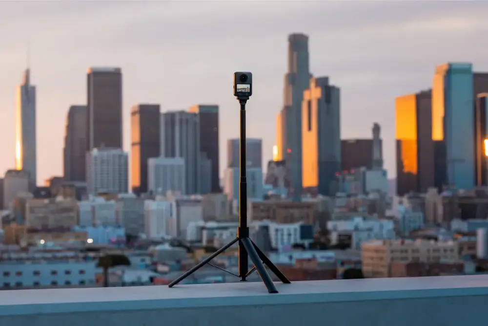 Osmo 1.6m Tripod Selfie Stick - Image 3